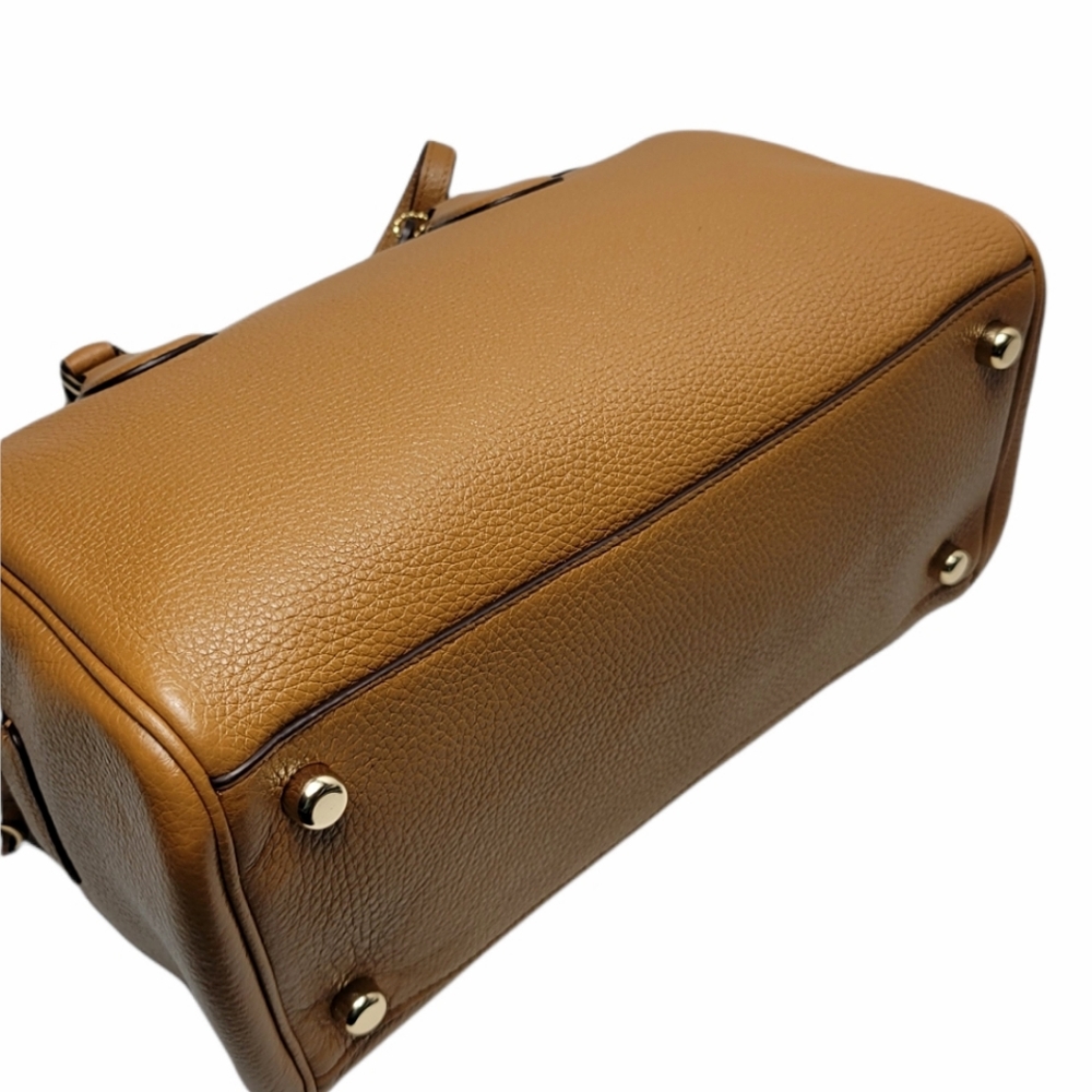 SOLD OUT Coach Pebble Leather Large Bennett Bag - Picture 5 of 7